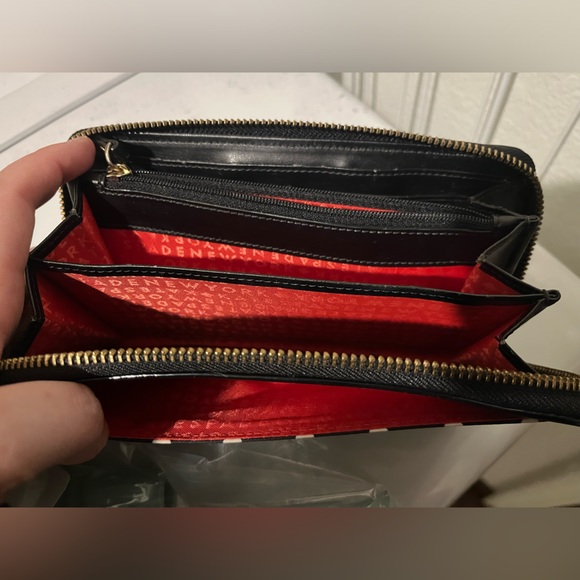 Kate Spade Wallet - Picture 4 of 4